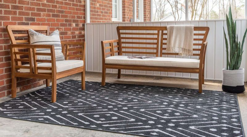 Black And White Outdoor Rugs That Fit Any Space And Style in Black And White Indoor Outdoor Carpet