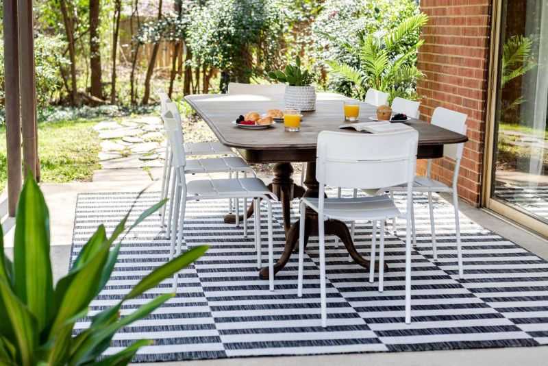 Black And White Outdoor Rugs That Fit Any Space And Style throughout The Real Truth About Fading and How to Keep Your Black and White Outdoor Carpet Looking Fresh