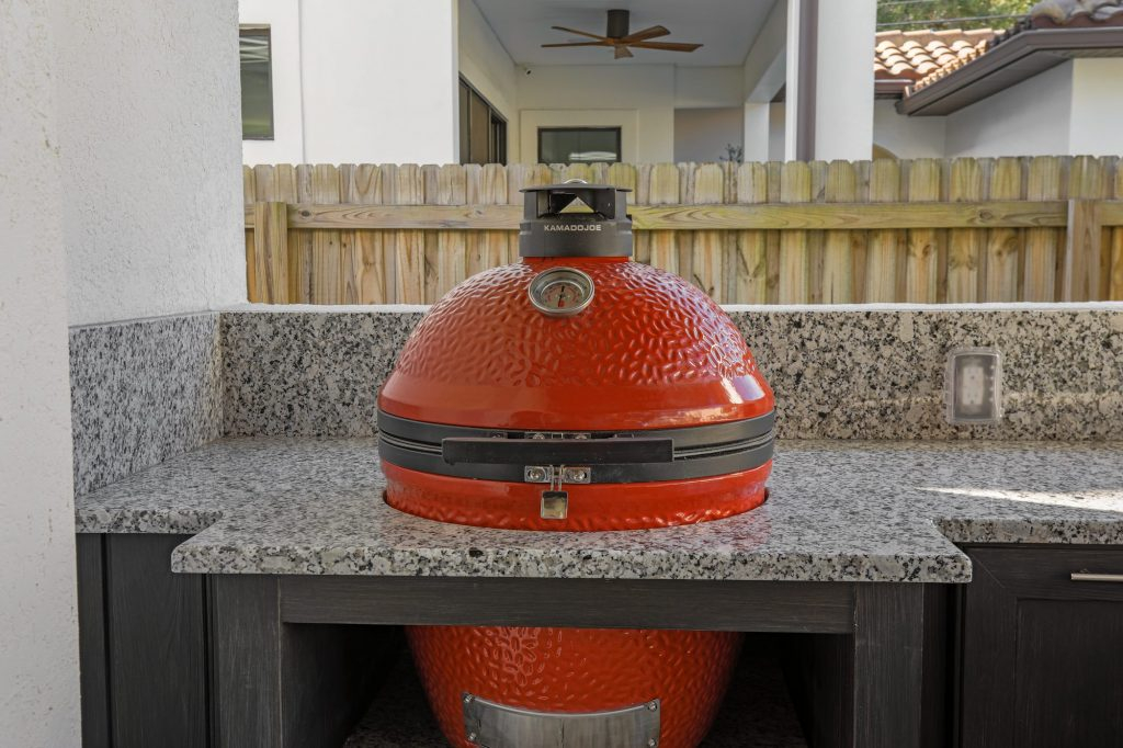 Kamado Outdoor Kitchen Ideas At Scarlett Madgwick Blog within Big Green Egg Built In Outdoor Kitchen