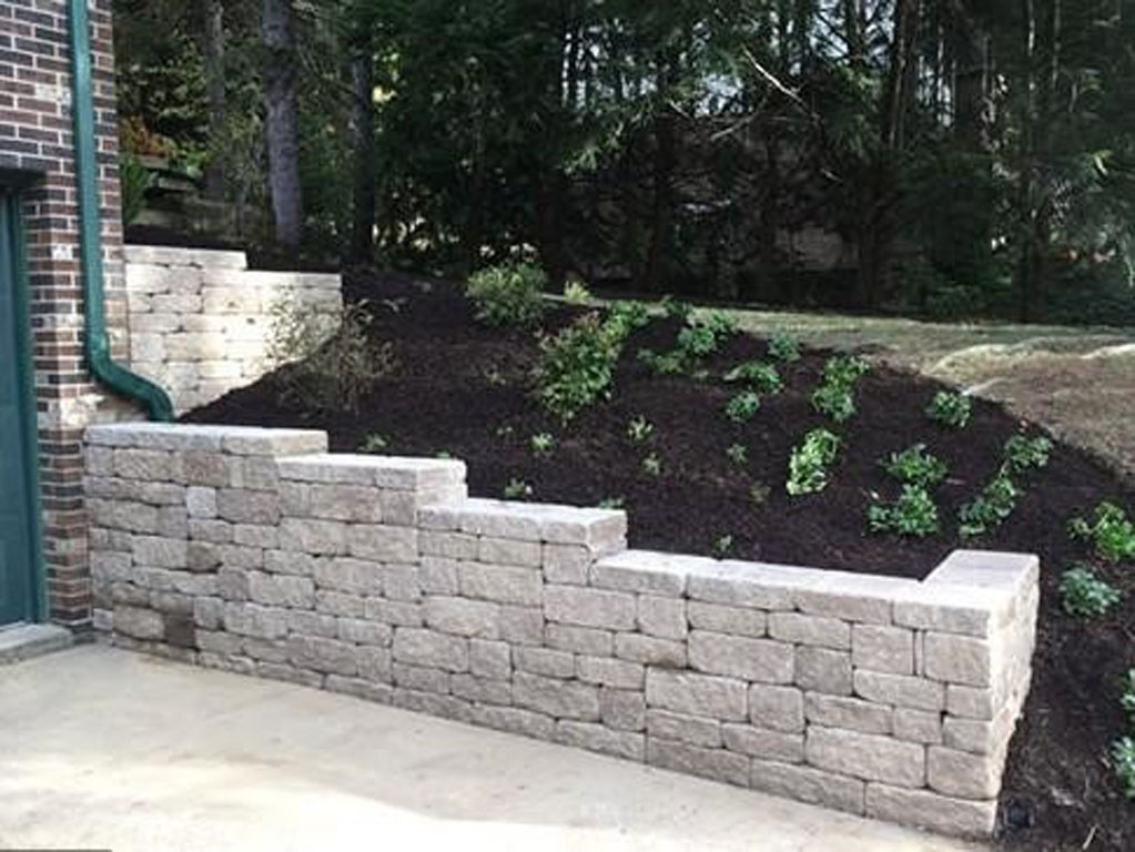Paver Patios - Dupont Deckspatios for Outdoor Living Space Maintenance Guide