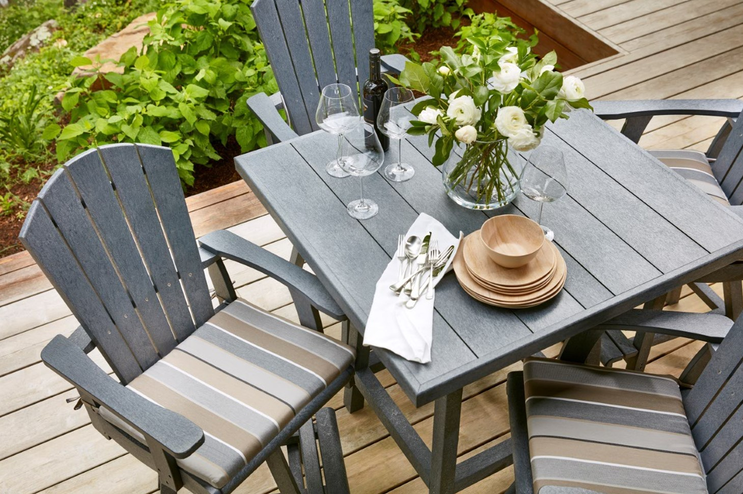 Why You Should Choose Recycled Plastic Garden Furniture - Mobek within What to Look For When Choosing Nontoxic and Recycled Patio Furnishings